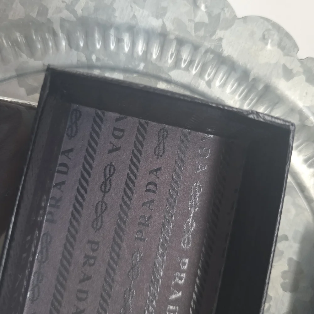 ⭐️40% Off⭐️ Authentic Prada Glasses Box